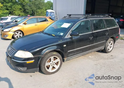 2004 Volkswagen Passat Glx z USA, uszkodzony, nr VIN WVWWH63B84E168643